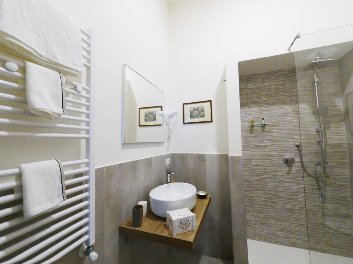 Questo Rinascimento Casa Brigitte Napoli Bagian luar foto